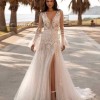 Luxus esküvői ruhák 2021
