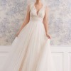 Lilly menyasszonyi divat 2022